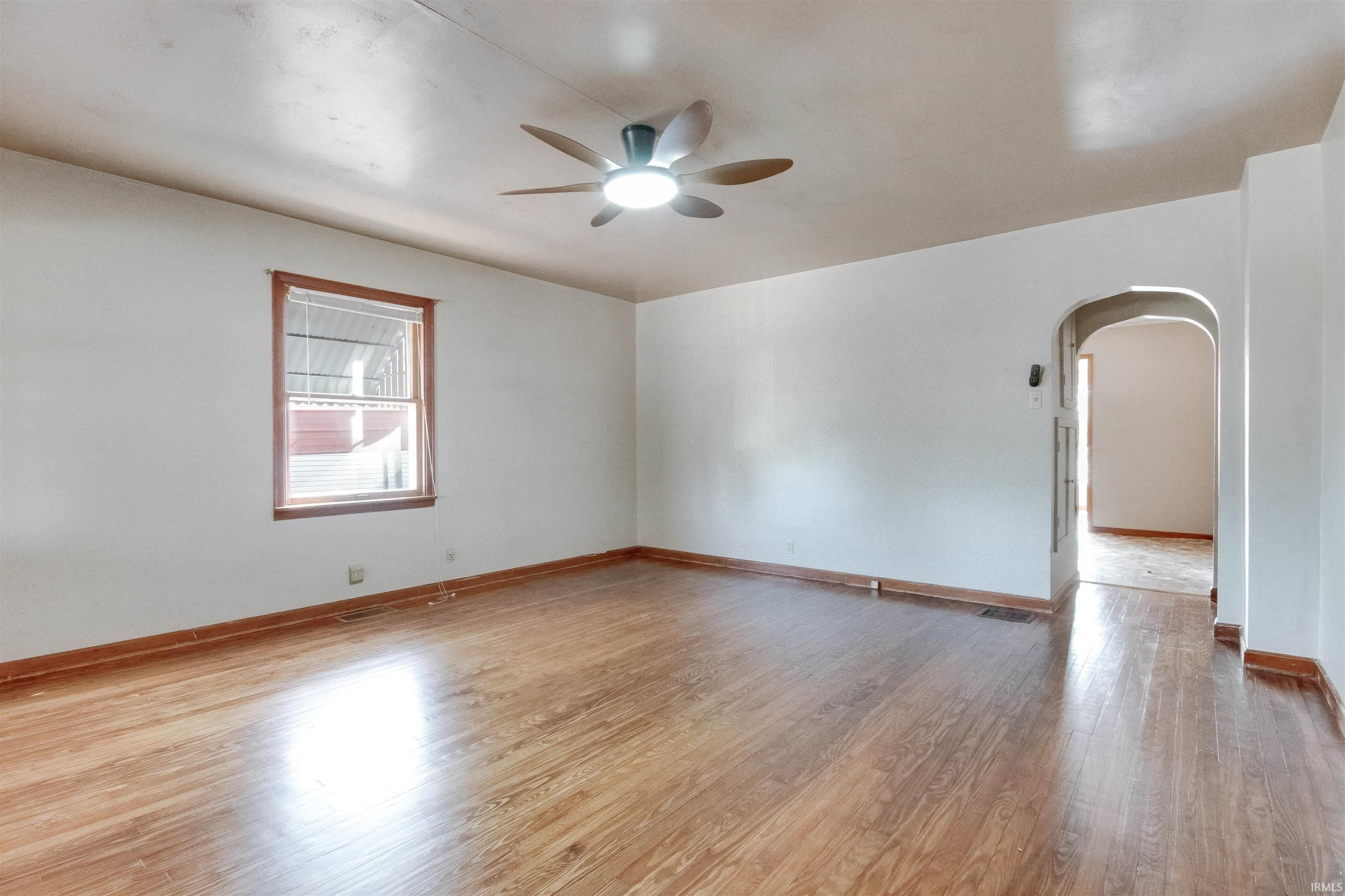 367 West Wolfe Street Sullivan, IN 47882 - Photo 8 of 27