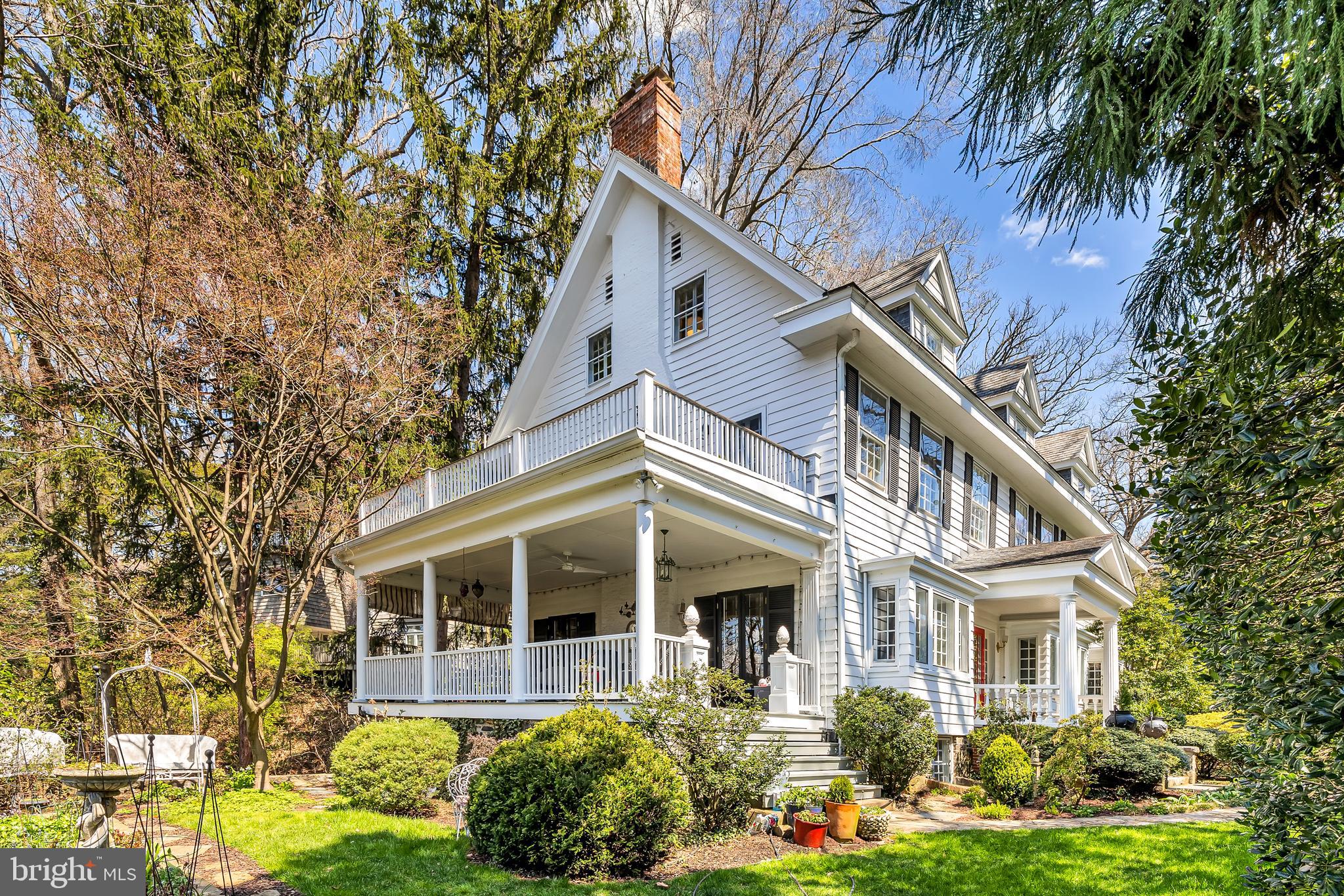 2 Hillside Road Baltimore, MD 21210 - Photo 2 of 79 a front view of a house with garden