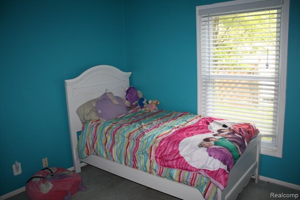 1450 Parke Street Rochester, MI 48307 - Photo 19 of 26 IMG_0324.jpg