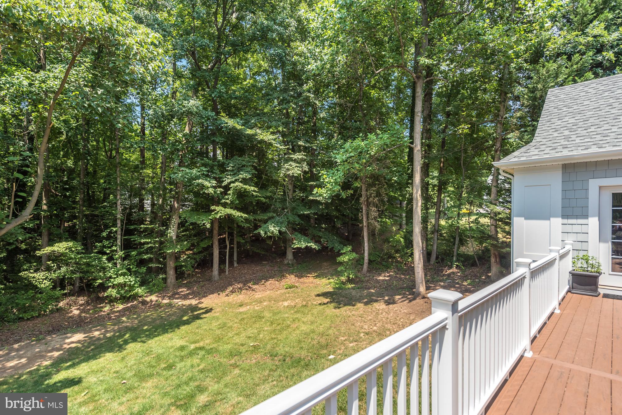 1568 Comanche Road Arnold, MD 21012 - Photo 16 of 30 Large Backyard
