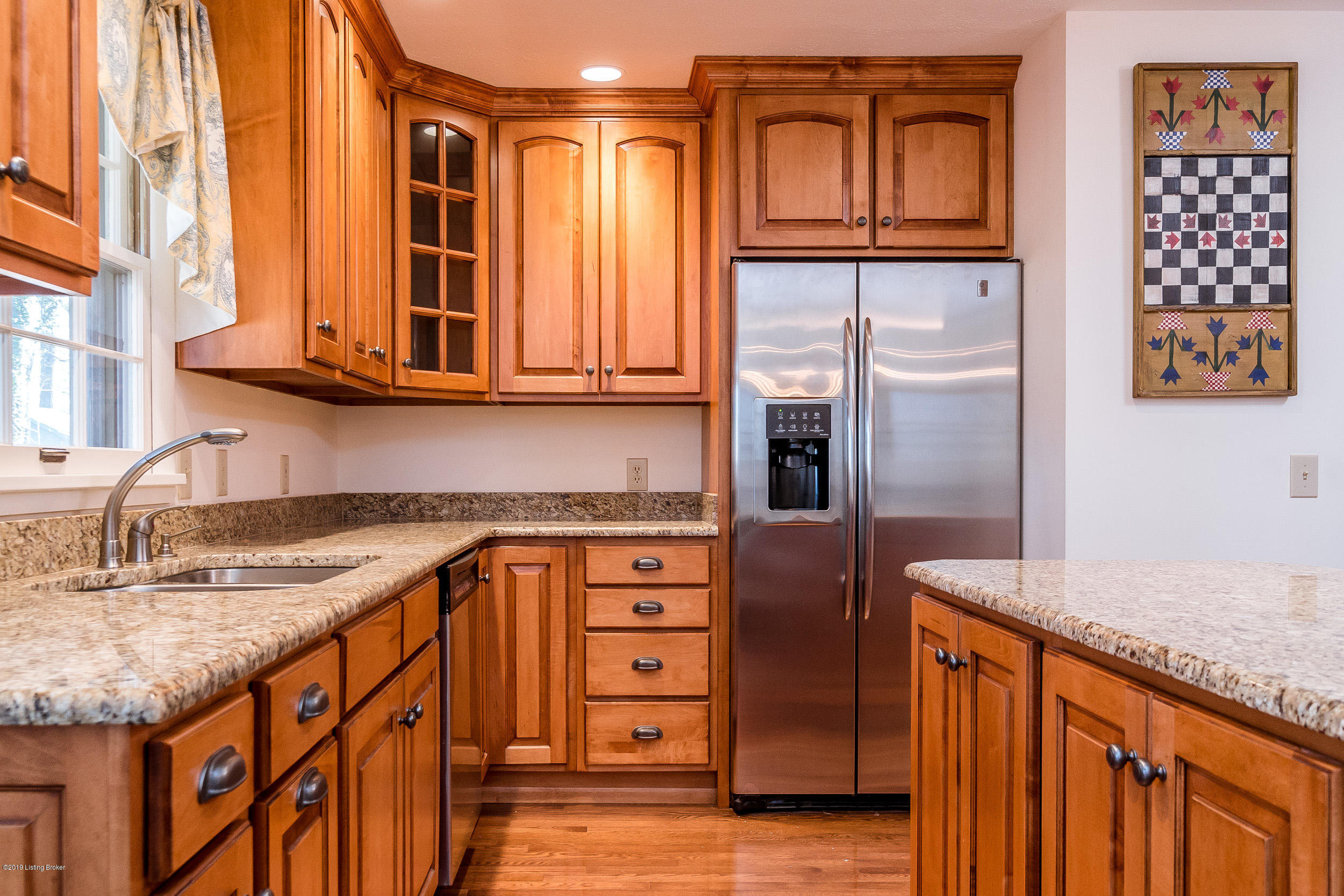 201 Cherry Hill Road Pewee Valley, KY 40056 - Photo 12 of 32 Custom cabinets