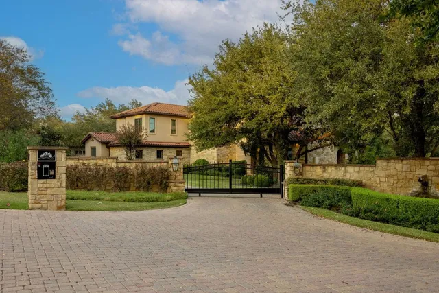 $16,000 | 4720 Rockcliff Road, Unit 1, Austin, TX 78746