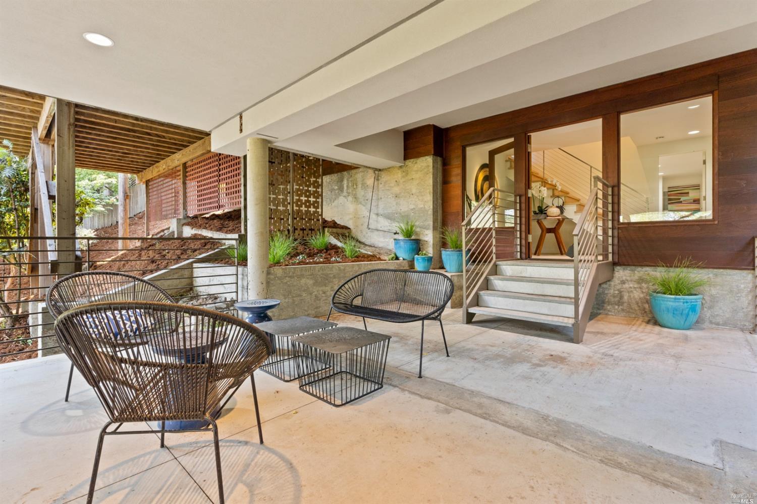 655 Edgewood Avenue Mill Valley, CA 94941 - Photo 15 of 85