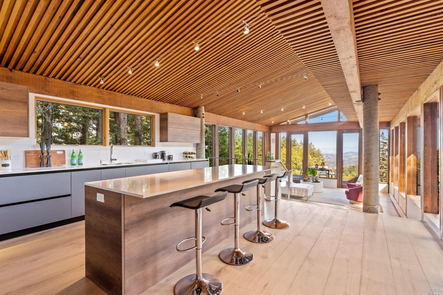 655 Edgewood Avenue Mill Valley, CA 94941 - Photo 27 of 85 a view of a patio with a table and chairs