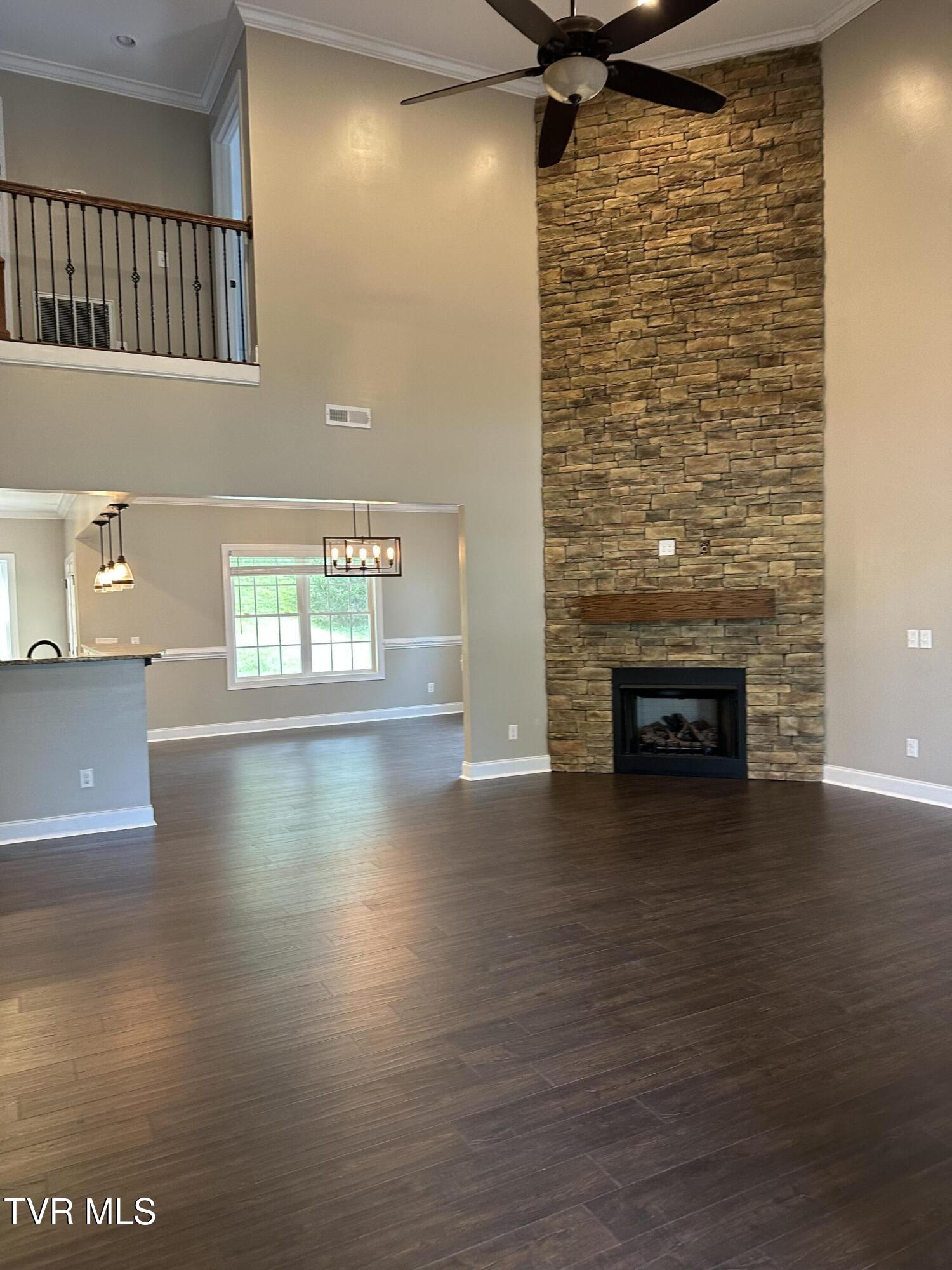 2728 Edinburgh Channel Road Kingsport, TN 37664 - Photo 14 of 69 14