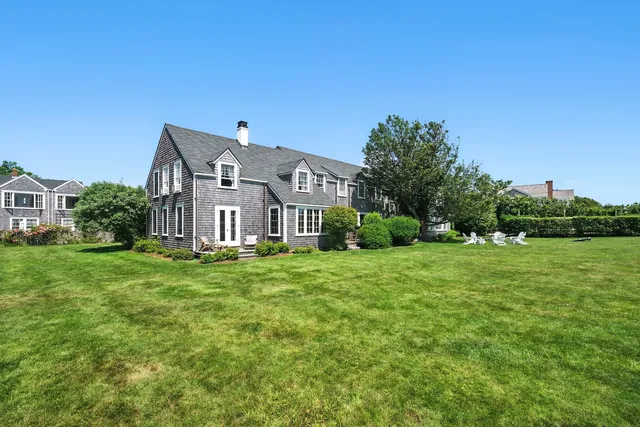 $18,875,000 | 35 Shell Street, Nantucket, MA 02554