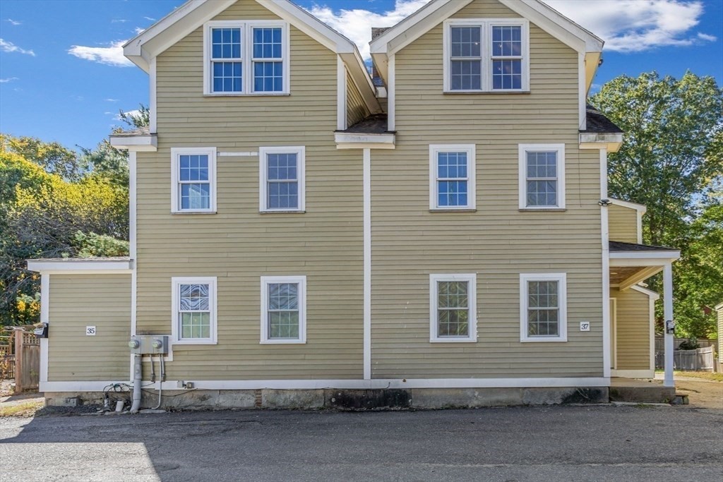 37 Water Street Concord, MA 01742 - Photo 27 of 29