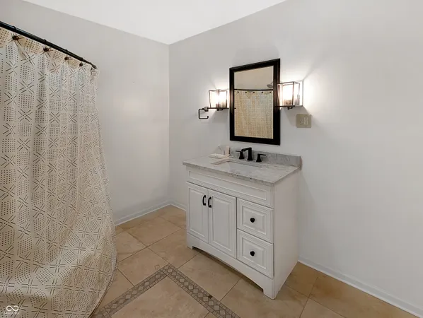 $427,900 | 401 Knox Street, Frankfort, IN 46041