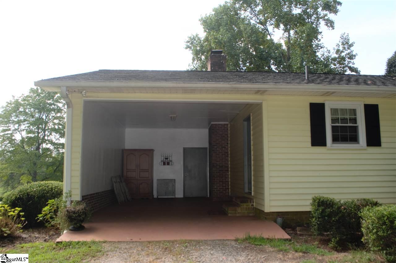 457 Old Fox Squirrel Ridge Road Pickens, SC 29671 - Photo 5 of 24