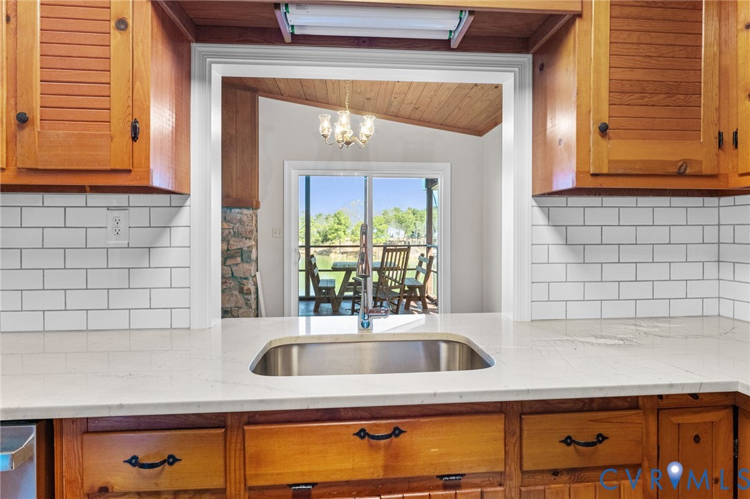 483 Mechams Cove Road Topping, VA 23169 - Photo 13 of 38