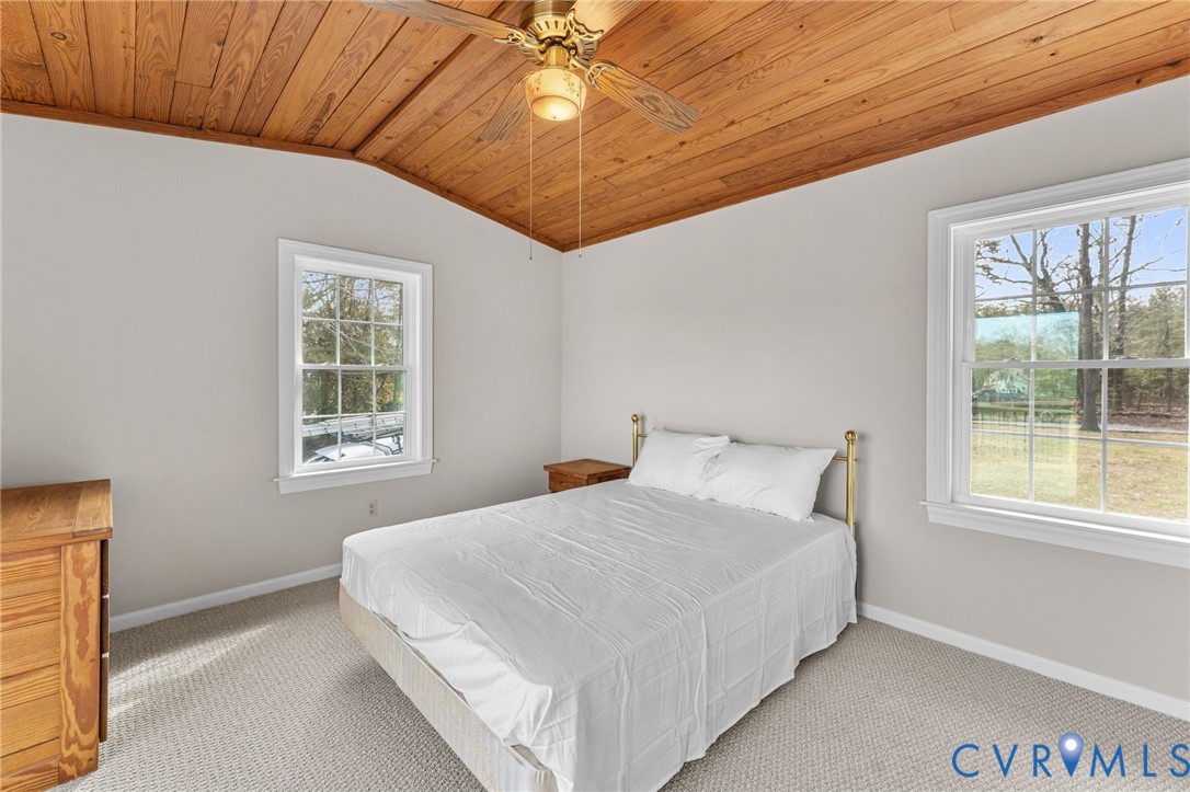 483 Mechams Cove Road Topping, VA 23169 - Photo 15 of 38