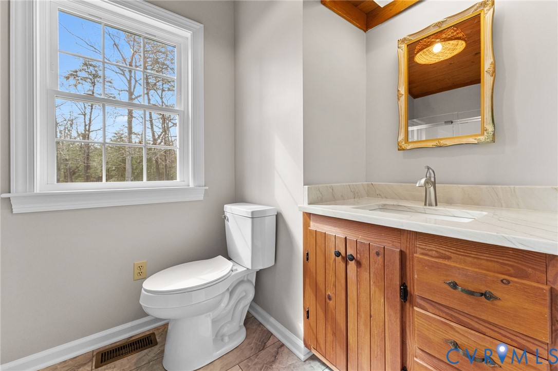 483 Mechams Cove Road Topping, VA 23169 - Photo 17 of 38