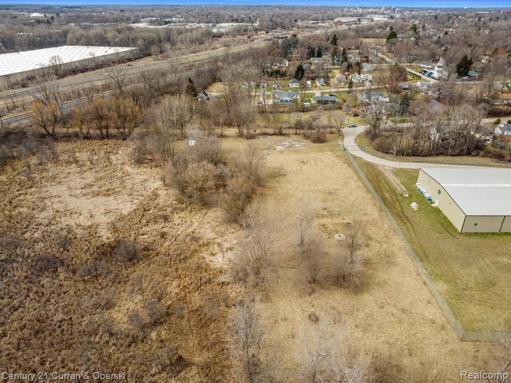 1139 South Dettman Road Jackson, MI 49203 - Photo 5 of 19