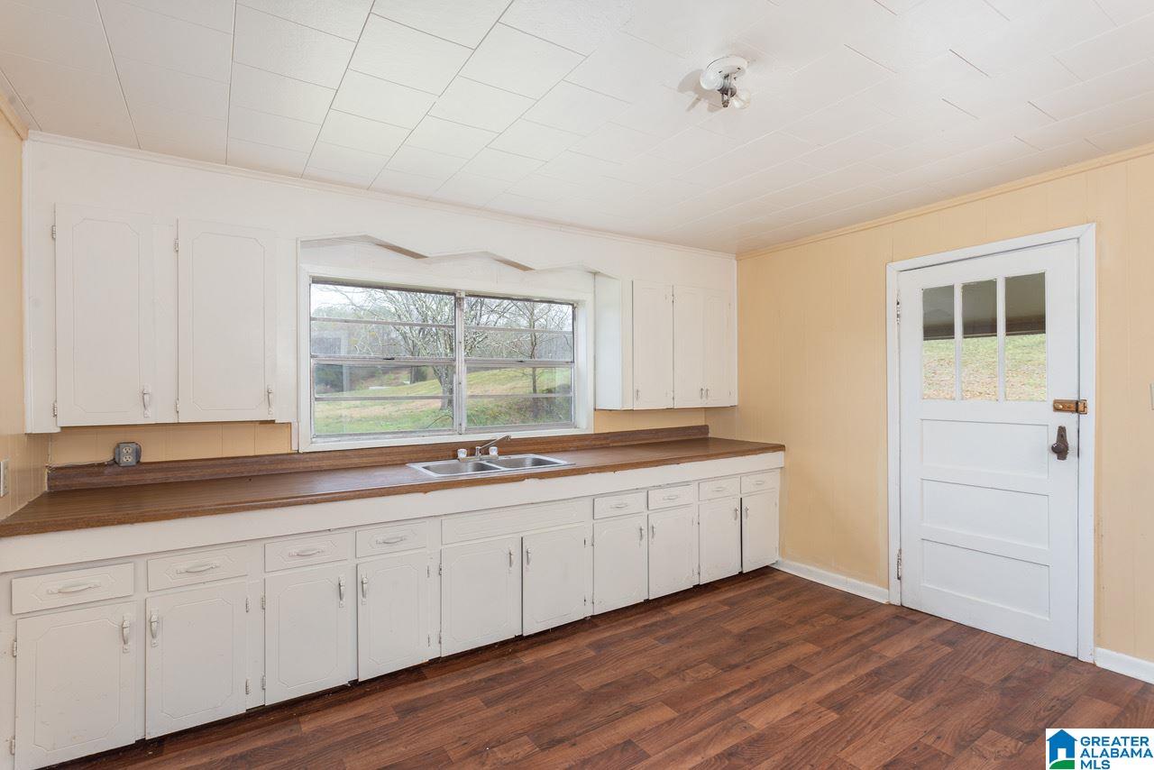 2044 Morrisville Road Anniston, AL 36201 - Photo 7 of 31