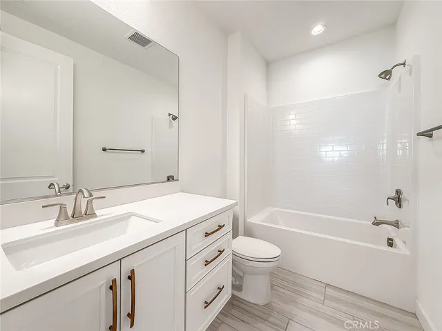 $1,655,000 | 8256 Clear Sky Way, West Hills, CA 91304