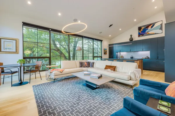 $1,199,000 | 6820 North Cypress, Unit 33, Austin, TX 78746