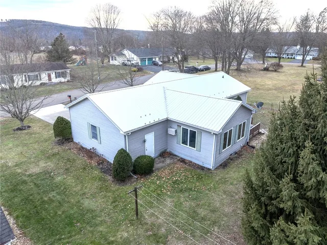 $250,000 | 31 Club View Drive, Bath, NY 14810