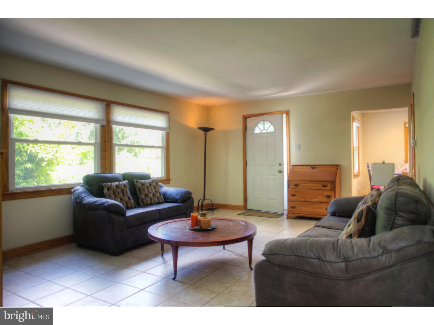 8208 Douglas Road Glenside, PA 19038 - Photo 3 of 17 Living Room