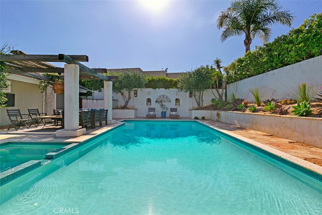 609 Seaward Road Corona del Mar, CA 92625 - Photo 19 of 22