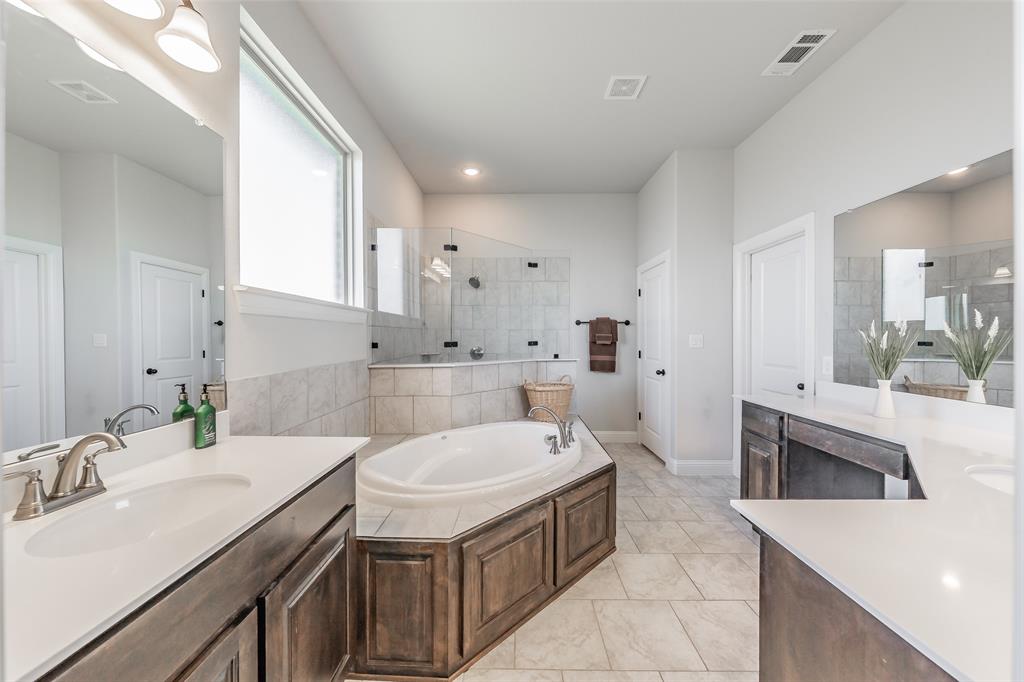 2230 County Road 2360 Decatur, TX 76234 - Photo 24 of 40 Huge walk in frameless glass shower