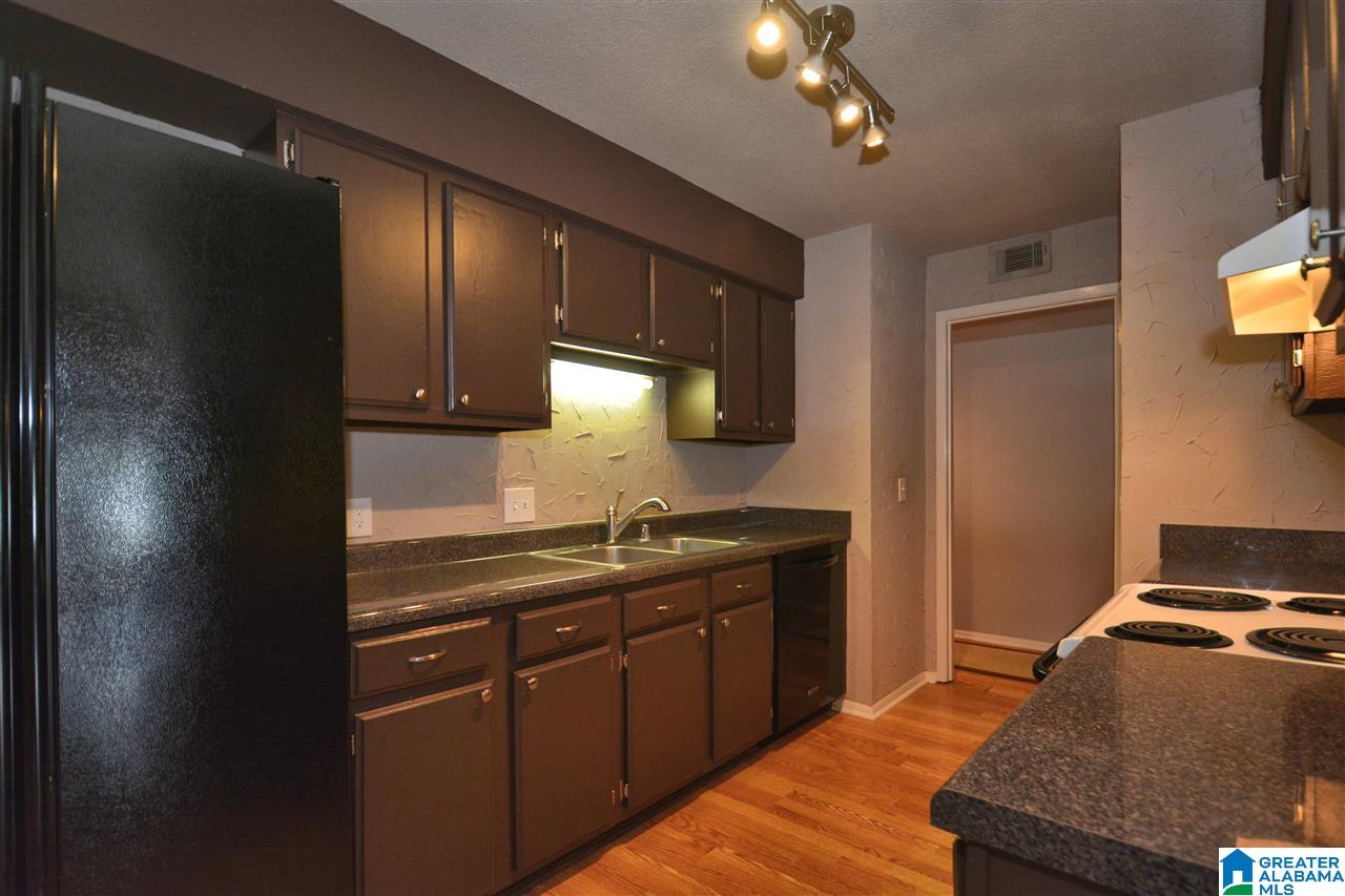 601 Running Brook Road, Unit 601 Hoover, AL 35226 - Photo 17 of 37