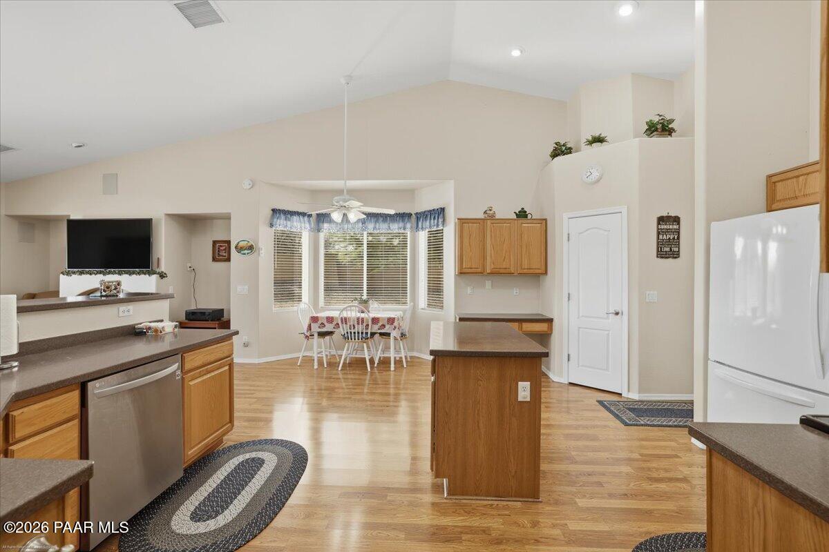 7419 Windy Walk Way Prescott Valley, AZ 86315 - Photo 13 of 42 13-Kitchen
