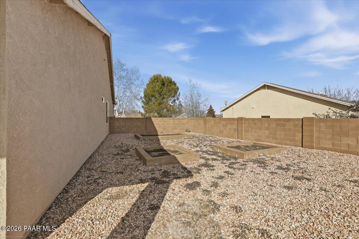 7419 Windy Walk Way Prescott Valley, AZ 86315 - Photo 26 of 42 28-Side