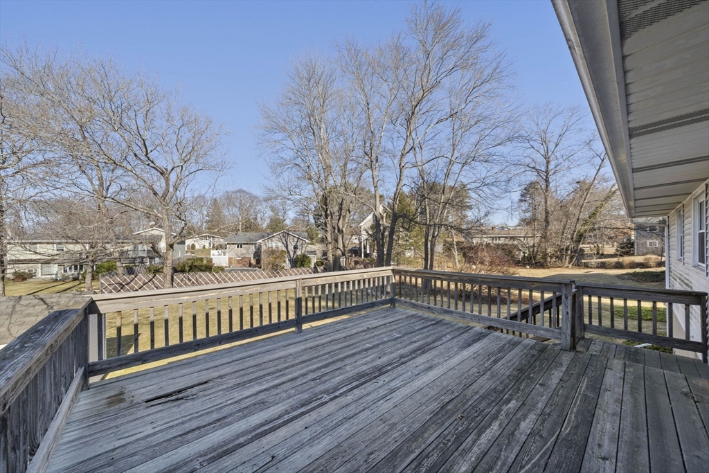 22 Walnut Knolls Canton, MA 02021 - Photo 21 of 25