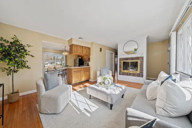 $549,900 | 22 Walnut Knolls, Canton, MA 02021