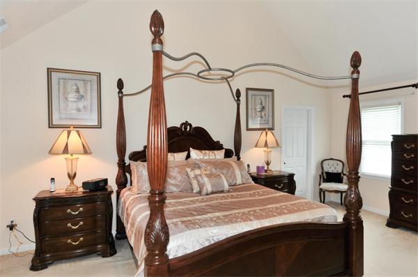 19 Applewood Road Norfolk, MA 02056 - Photo 14 of 25 Gallery Image 14