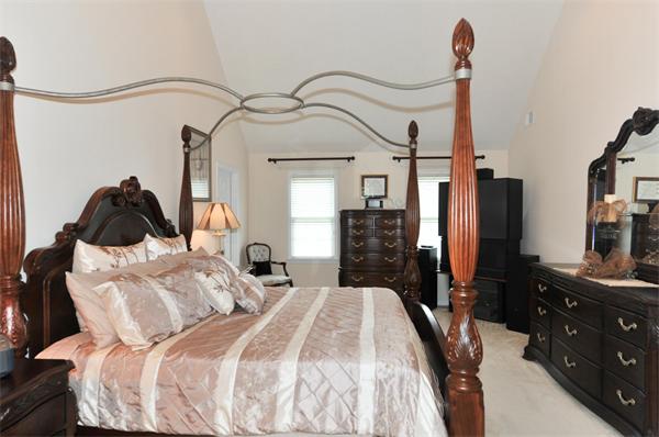 19 Applewood Road Norfolk, MA 02056 - Photo 15 of 25 Gallery Image 15