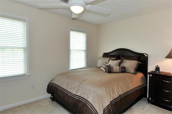19 Applewood Road Norfolk, MA 02056 - Photo 20 of 25 Gallery Image 20