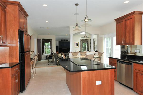 19 Applewood Road Norfolk, MA 02056 - Photo 9 of 25 Gallery Image 9