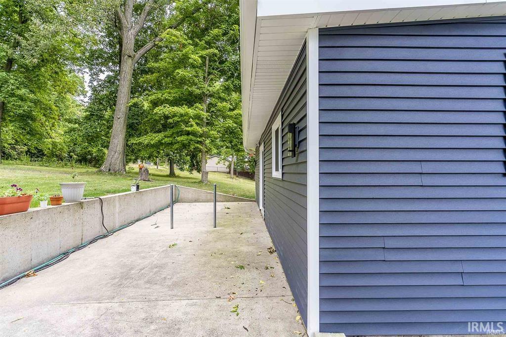 2717 East Stalf Road Columbia City, IN 46725 - Photo 10 of 42