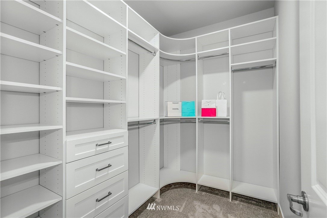 275 Graham Avenue Southeast Renton, WA 98059 - Photo 22 of 39 Gallery Image 22