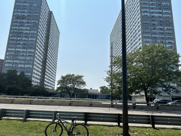 $3,200 | 4800 South Chicago Beach Drive, Unit 2212, Chicago, IL 60615
