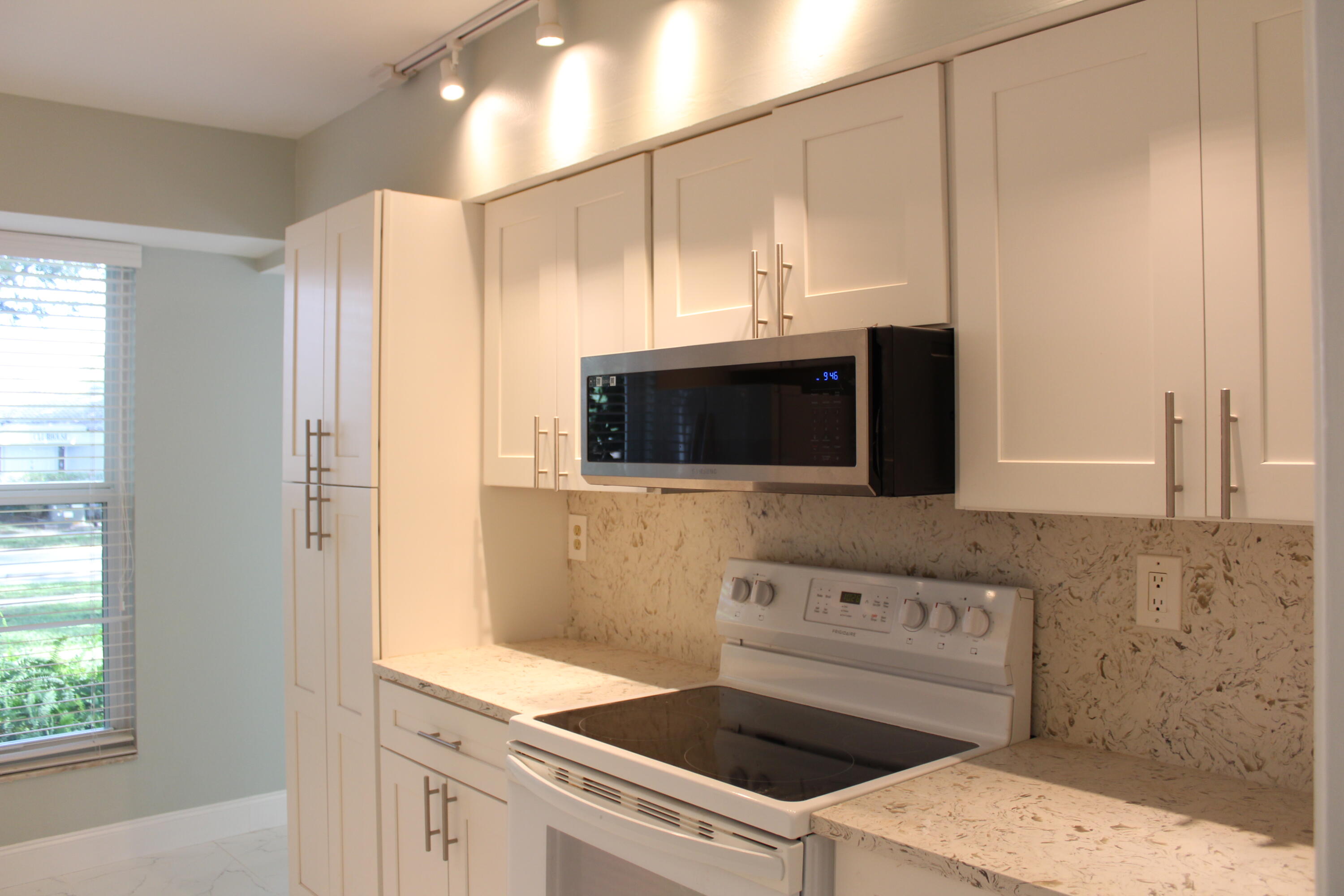 6245 Old Court Road, Unit 101 Boca Raton, FL 33433 - Photo 19 of 25 IMG_0775