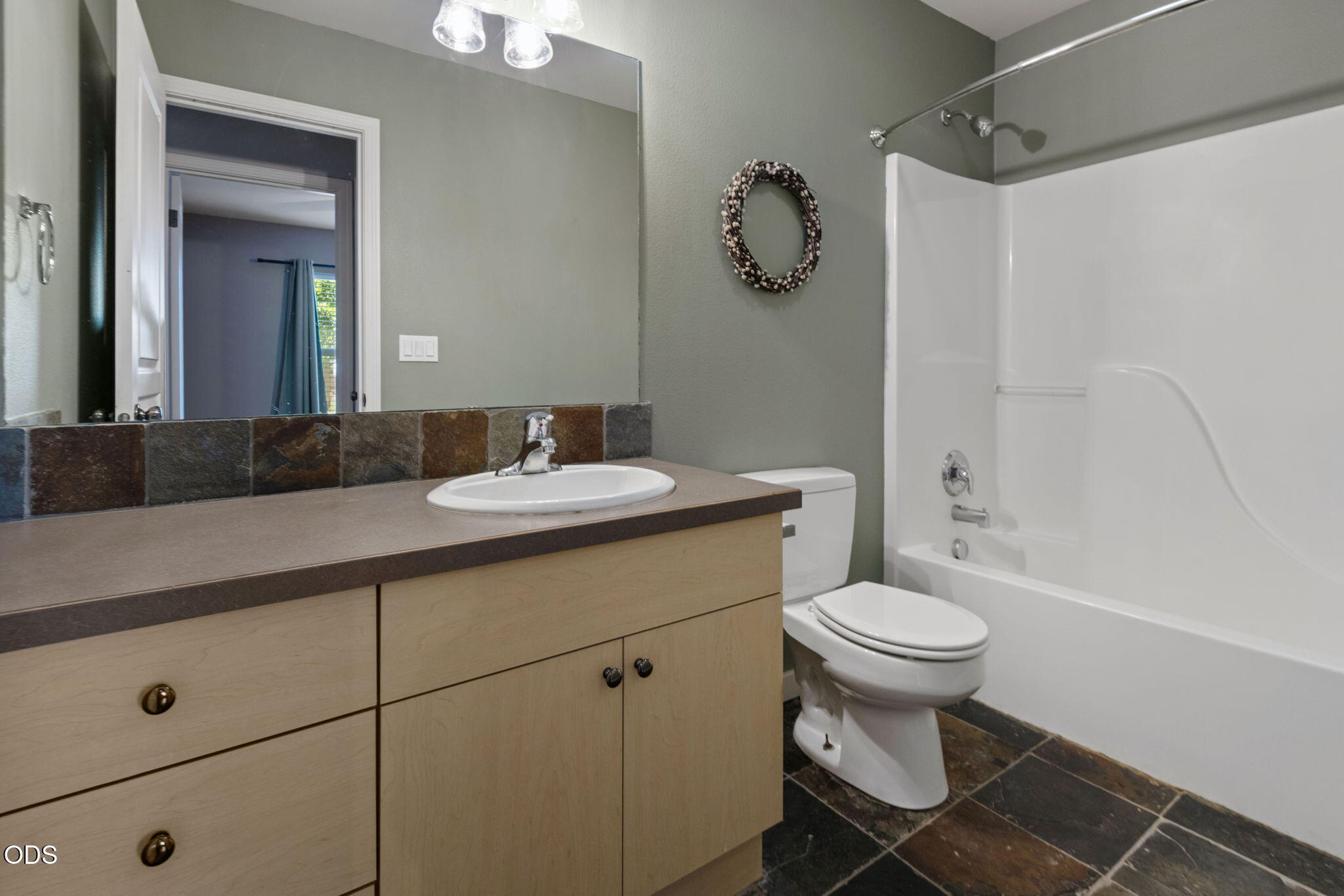 21370 Pecoraro Loop Bend, OR 97701 - Photo 14 of 25