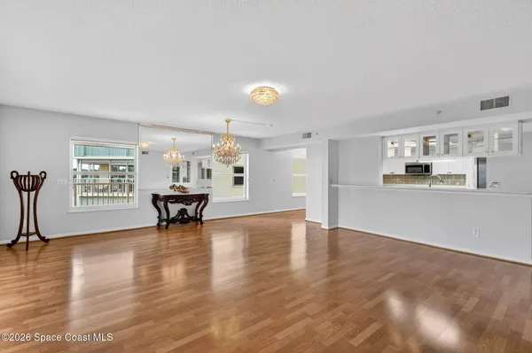 $3,200 | 102 Riverside Drive, Unit 306, Cocoa, FL 32922