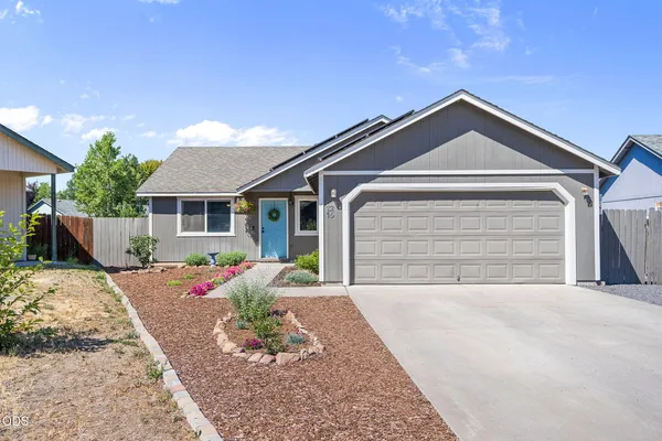 $419,000 | 1215 Southwest 32nd Court, Redmond, OR 97756