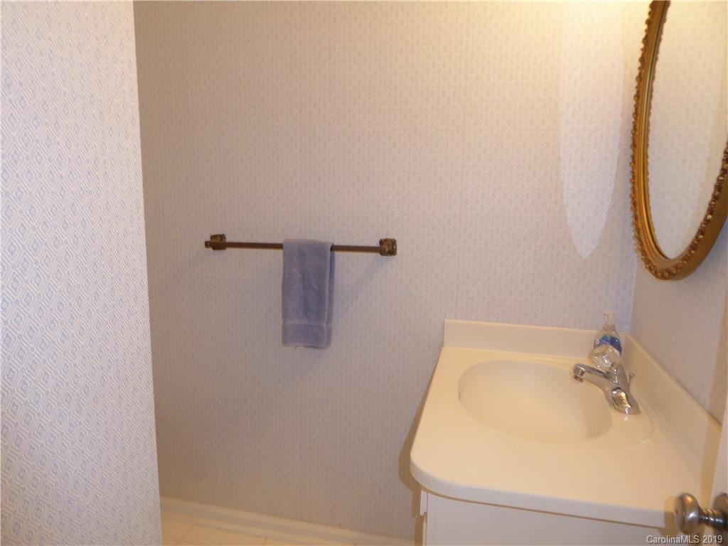 3516 Colony Road, Unit B Charlotte, NC 28211 - Photo 14 of 42
