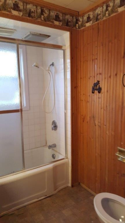 121 Rust Avenue Big Rapids, MI 49307 - Photo 11 of 16 bathroom 1