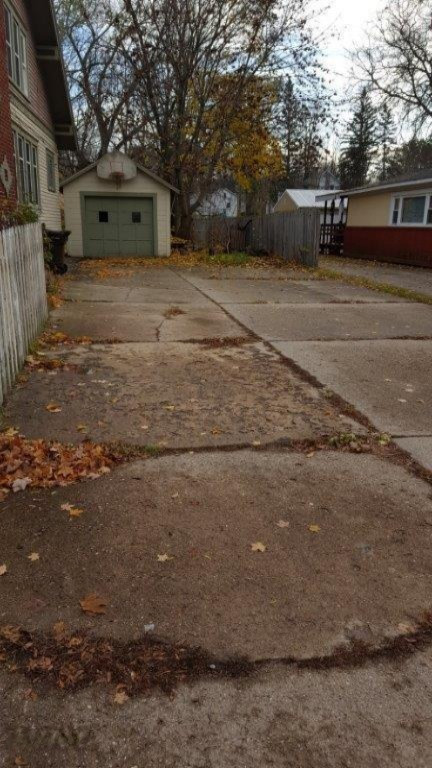 121 Rust Avenue Big Rapids, MI 49307 - Photo 14 of 16 garage