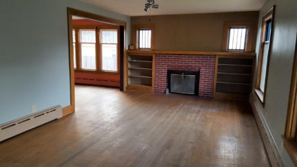 121 Rust Avenue Big Rapids, MI 49307 - Photo 3 of 16 Livingroom - Copy