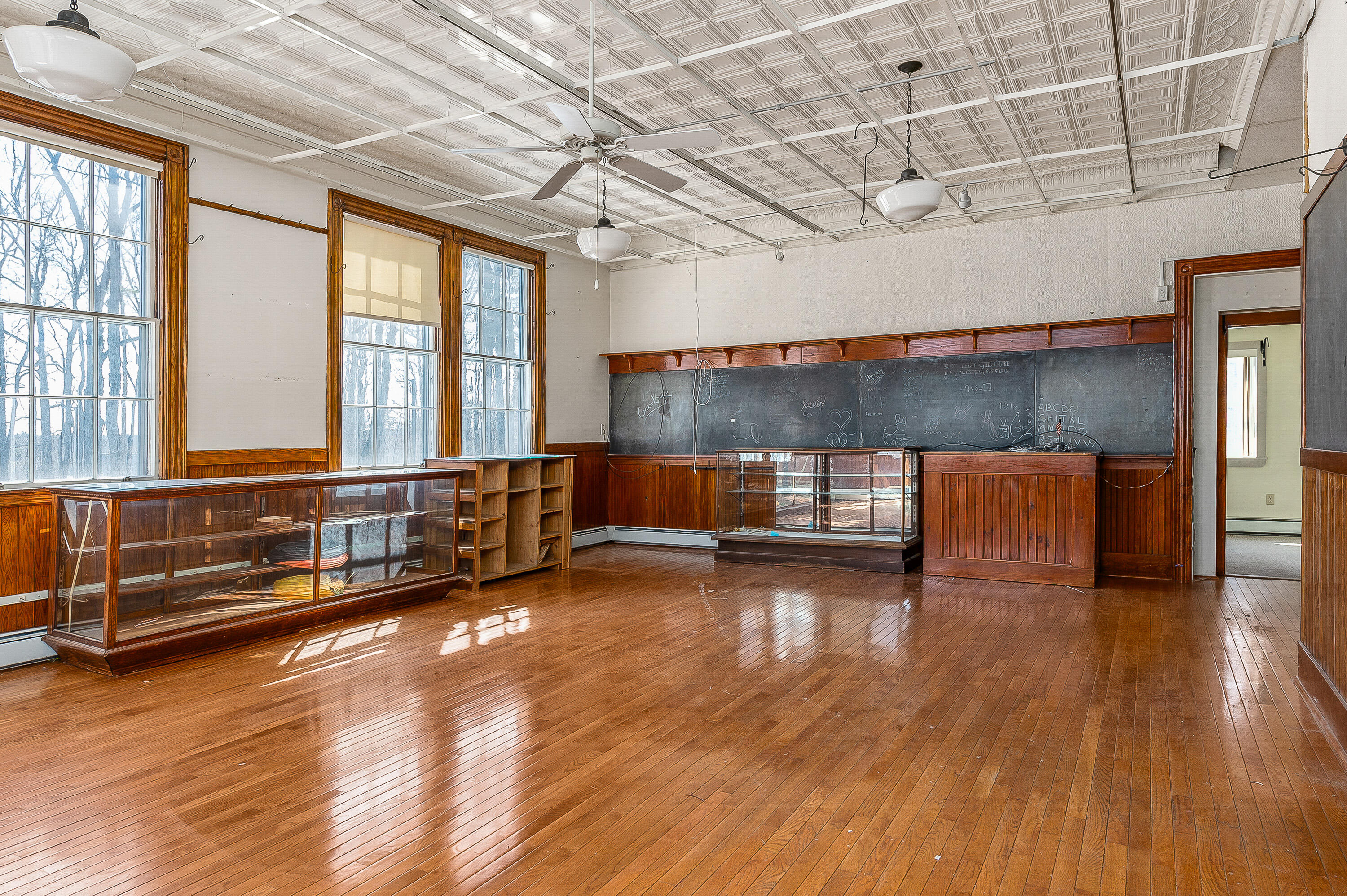 27 Ossipee Trail East, Unit 1 Standish, ME 04084 - Photo 16 of 77 alexpucherphotography-23