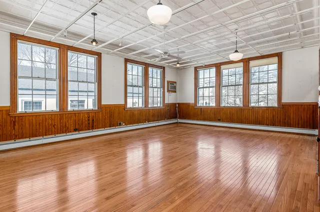 $249,900 | 27 Ossipee Trail East, Unit 1, Standish, ME 04084