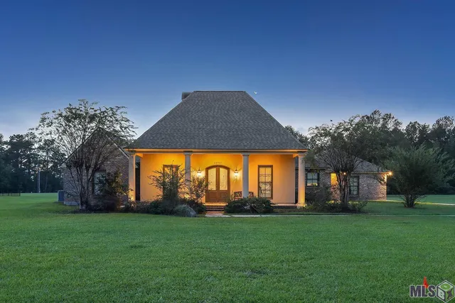 $559,900 | 28927 Nottaway Street, Livingston, LA 70754
