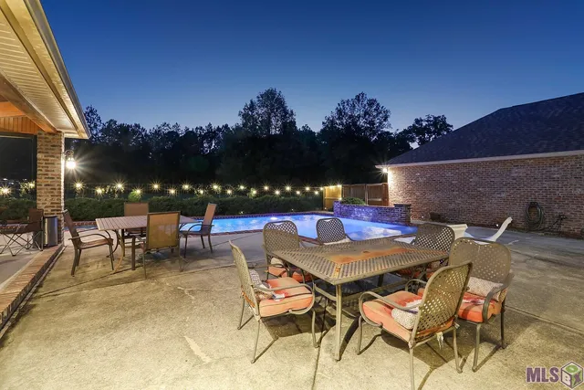 $559,900 | 28927 Nottaway Street, Livingston, LA 70754