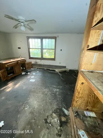 $159,999 | 434 North Greenbush Road, Troy, NY 12180