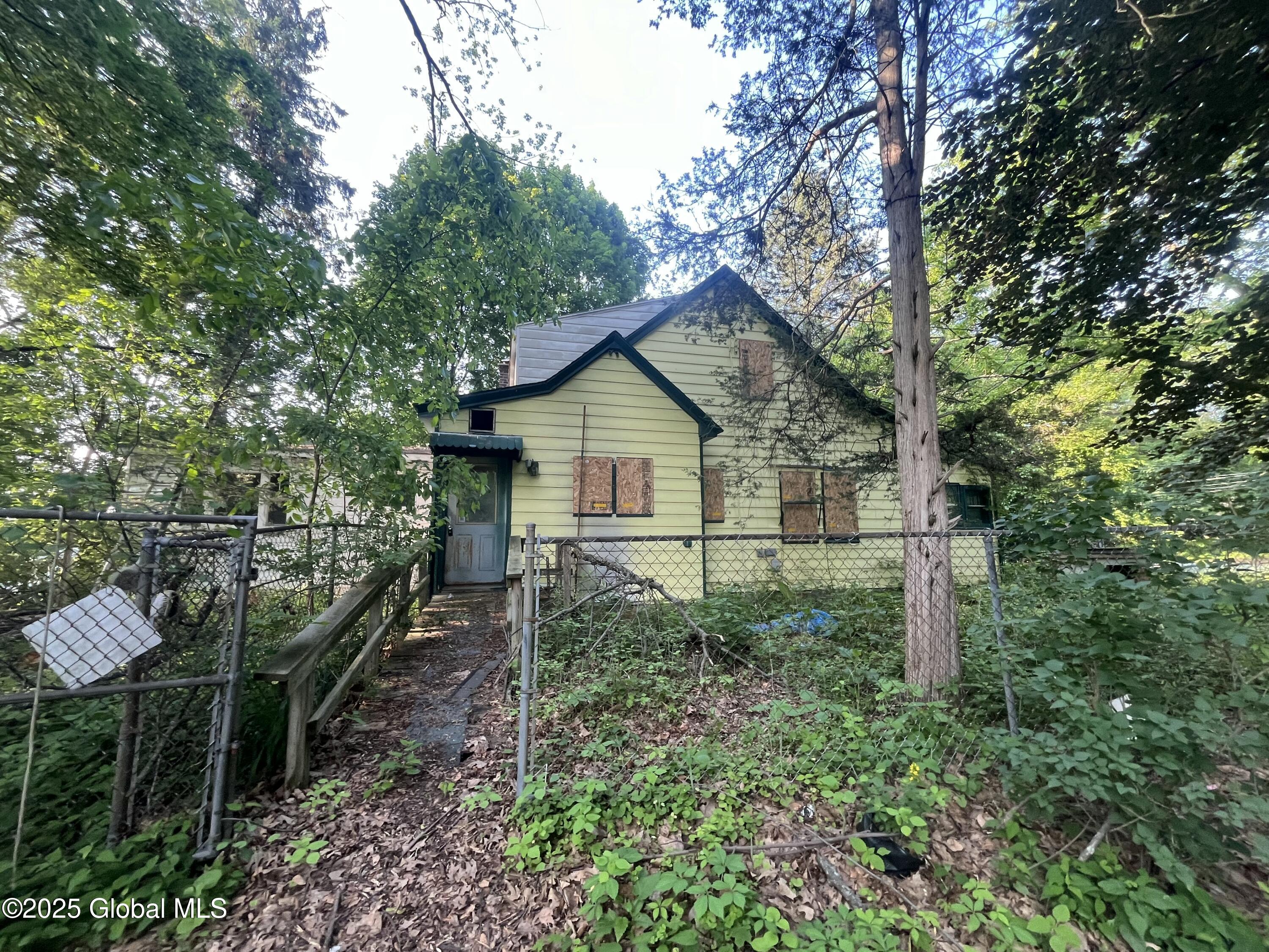 434 North Greenbush Road North Greenbush, NY 12180 - Photo 2 of 47 IMG_1837